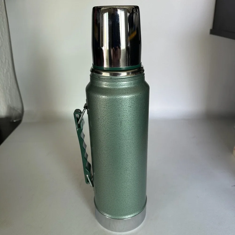 Vintage Aladdin Stanley 1 Quart Vacuum Bottle Thermos A-944DH Hammertone Green - Picture 2 of 14